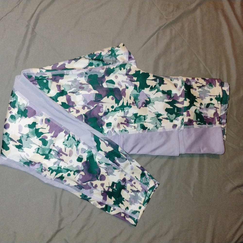 M JoyLab Camouflage Leggings with Green and Purple